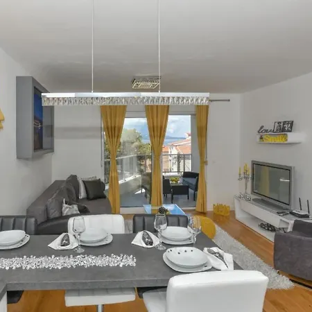 Lägenhet Hani 1 - One Bedroom With Balcony And Sea View