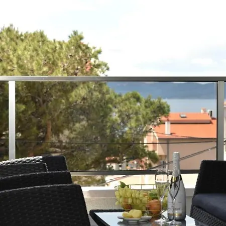 Hani 1 - One Bedroom With Balcony And Sea View * Makarska